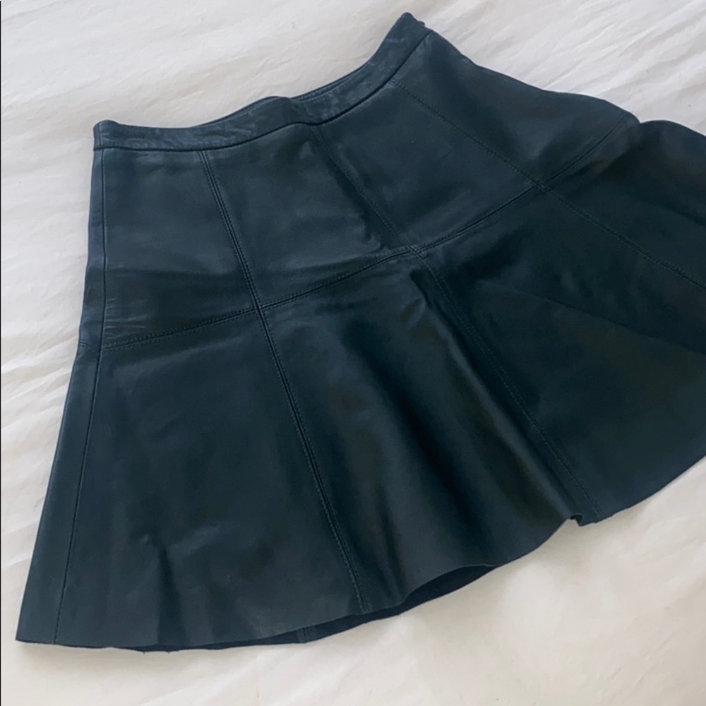 Rebecca Minkoff 100% leather skirt! Size 0